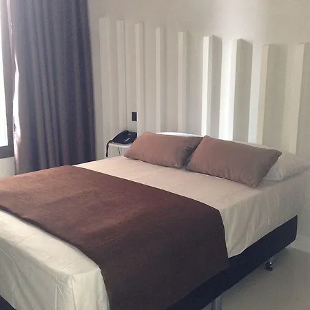 Hotel Gran Via 44 4*