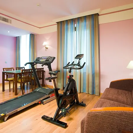 Gran Via 44 4* Granada