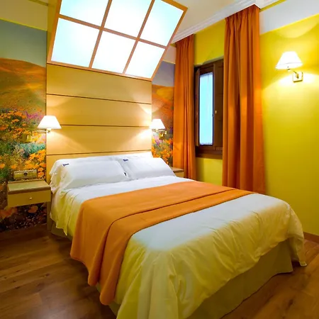 Gran Vía 44 4* Granada