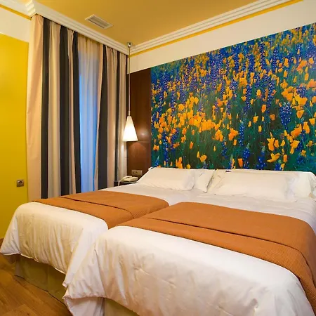 Gran Vía 44 Granada