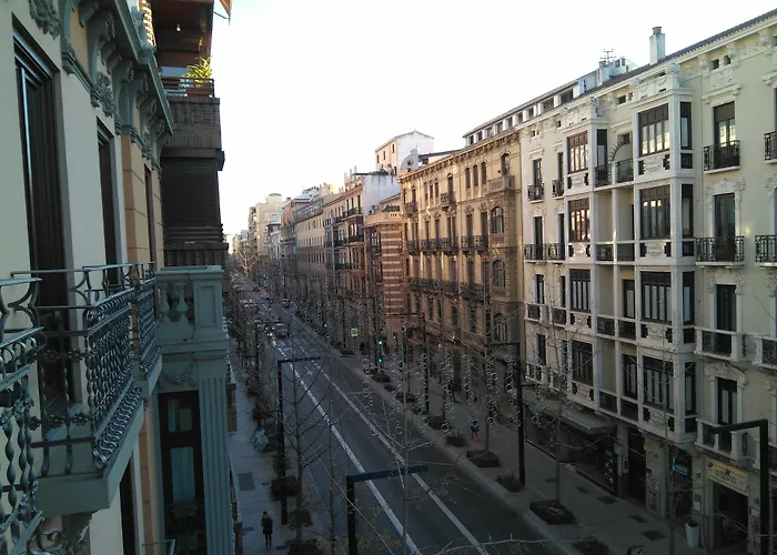 Szálloda Gran Via 44