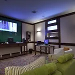 스위트 그란 44 호텔