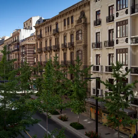 Gran Vía 44 4*