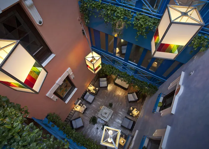 Gran Via 44 4* Granada