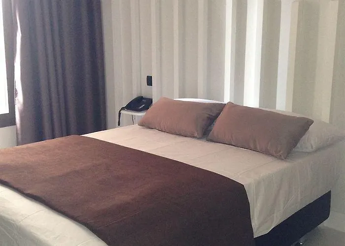 Hotel Gran Via 44 4*